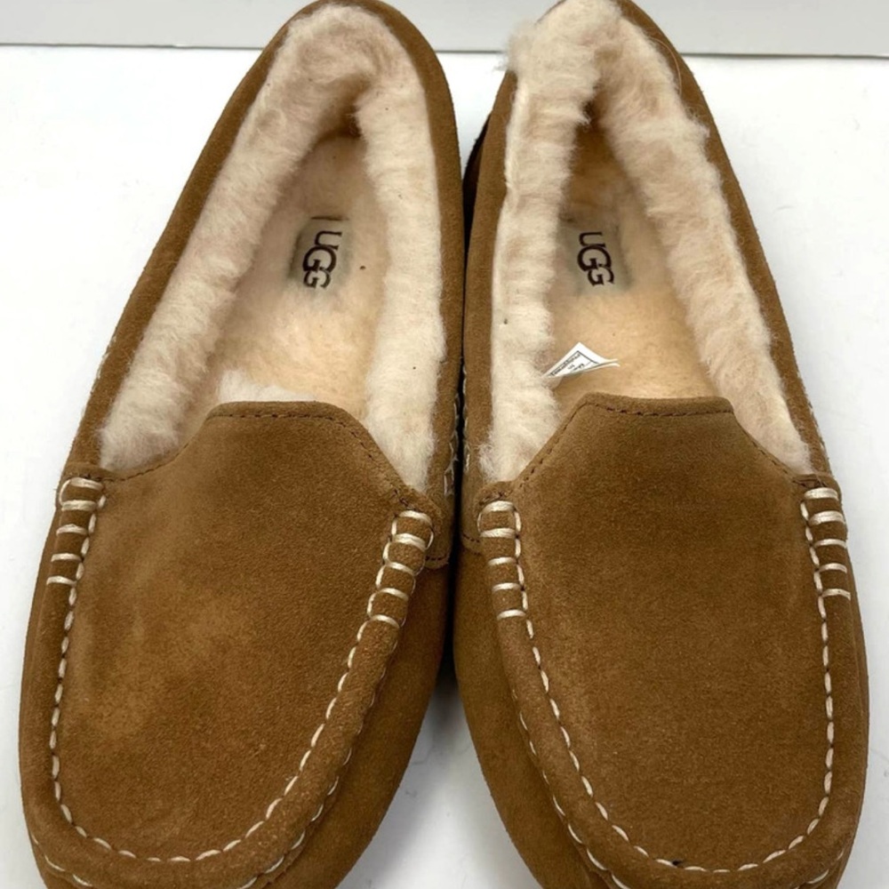 UGG Cream Ansley woman Shearling Lined slippers